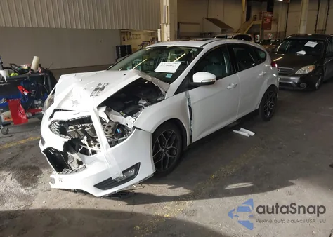 2018 Ford Focus Sel z USA, uszkodzony, nr VIN 1FADP3M21JL231019